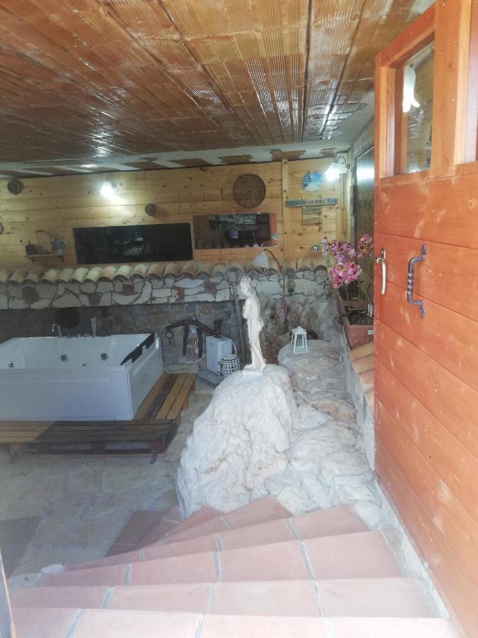 Sonnino Le Capanne Di Villa Margherita المظهر الخارجي الصورة