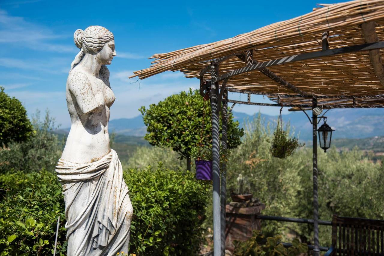 Sonnino Le Capanne Di Villa Margherita المظهر الخارجي الصورة