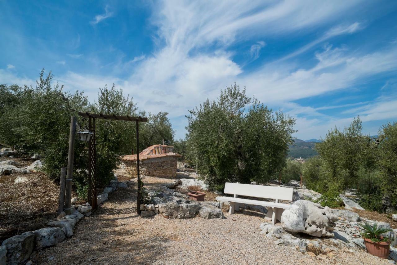 Sonnino Le Capanne Di Villa Margherita المظهر الخارجي الصورة